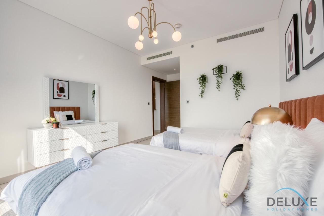 Notable 2Br At Sobha Hartland Greens Mbr City By Deluxe Holiday Homes Dubaj Exteriér fotografie